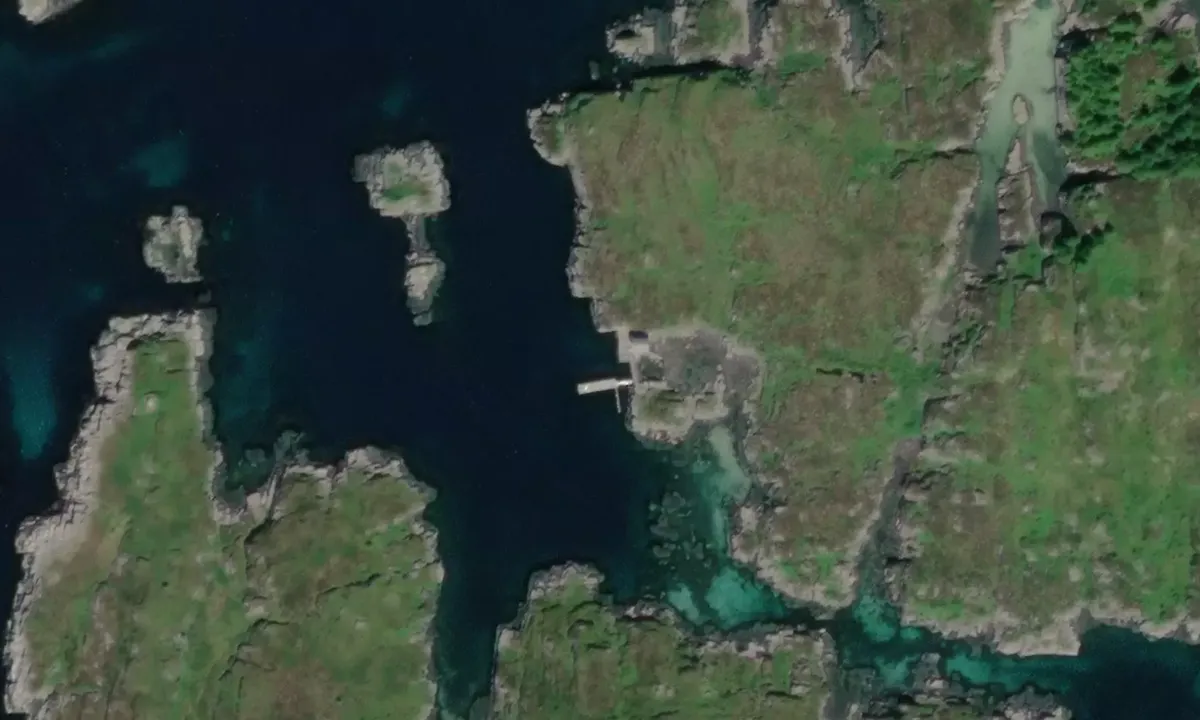 Flyfoto av Hillersøy