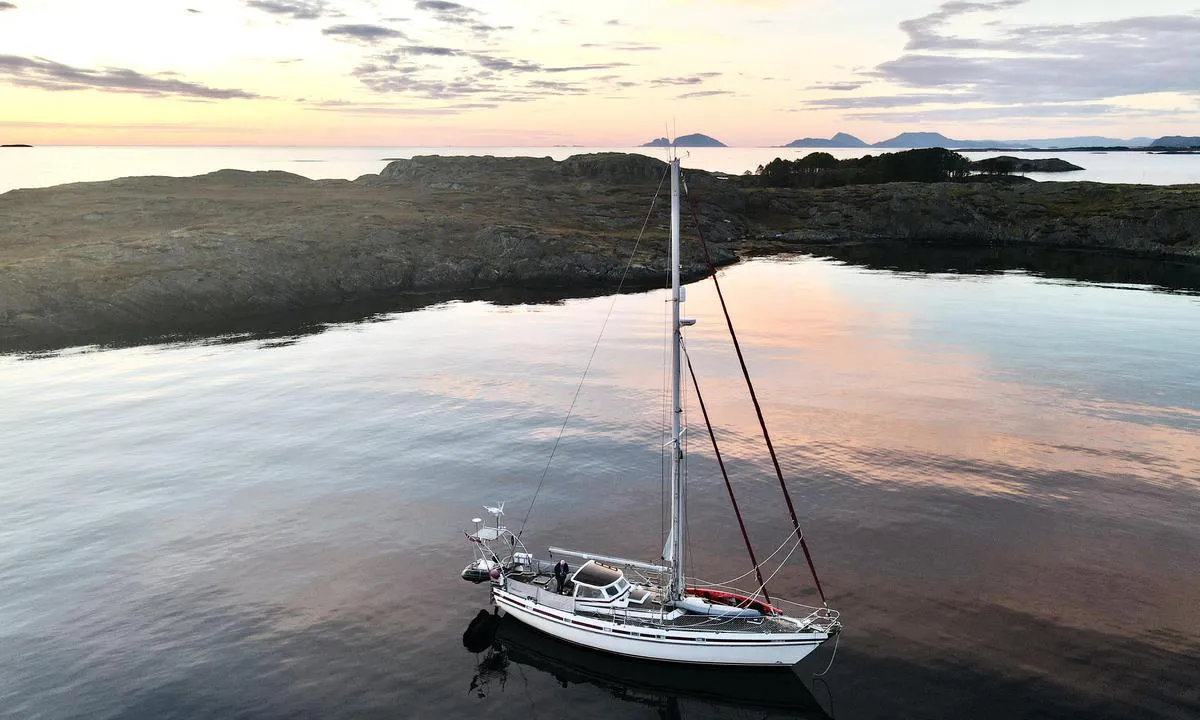 Hindøya: {"base": "no", "no": "Mot nord", "se": "Mot norr", "en": "<p><strong>Towards the north</strong></p>", "da": "Mod nord"}