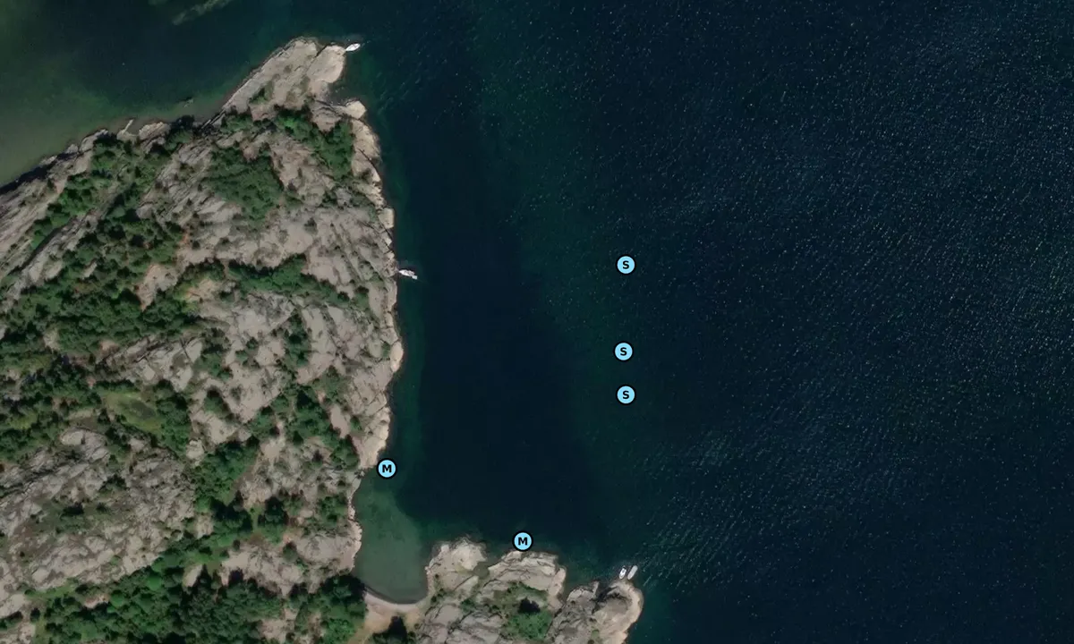 Satelite image of Hjälm