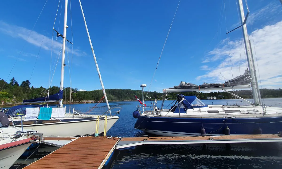 Hjelmås