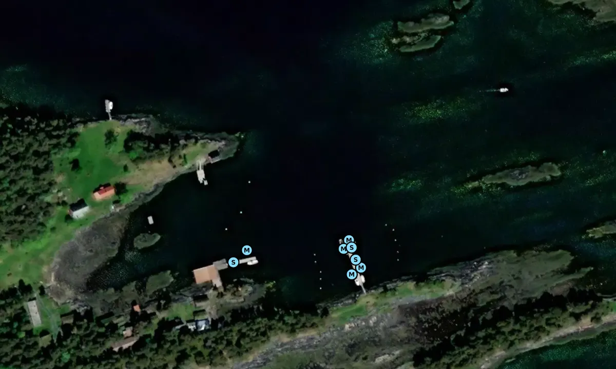 Satelite image of Hjertøya Betongbrygge