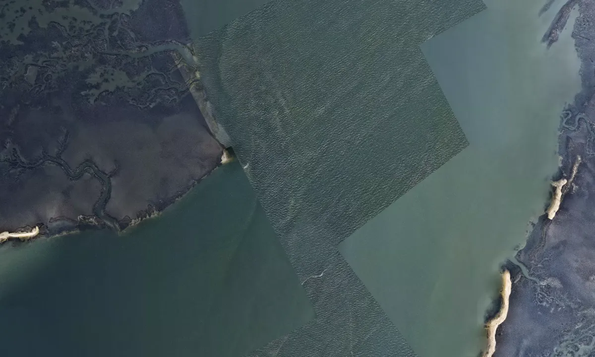 Flyfoto av Hole