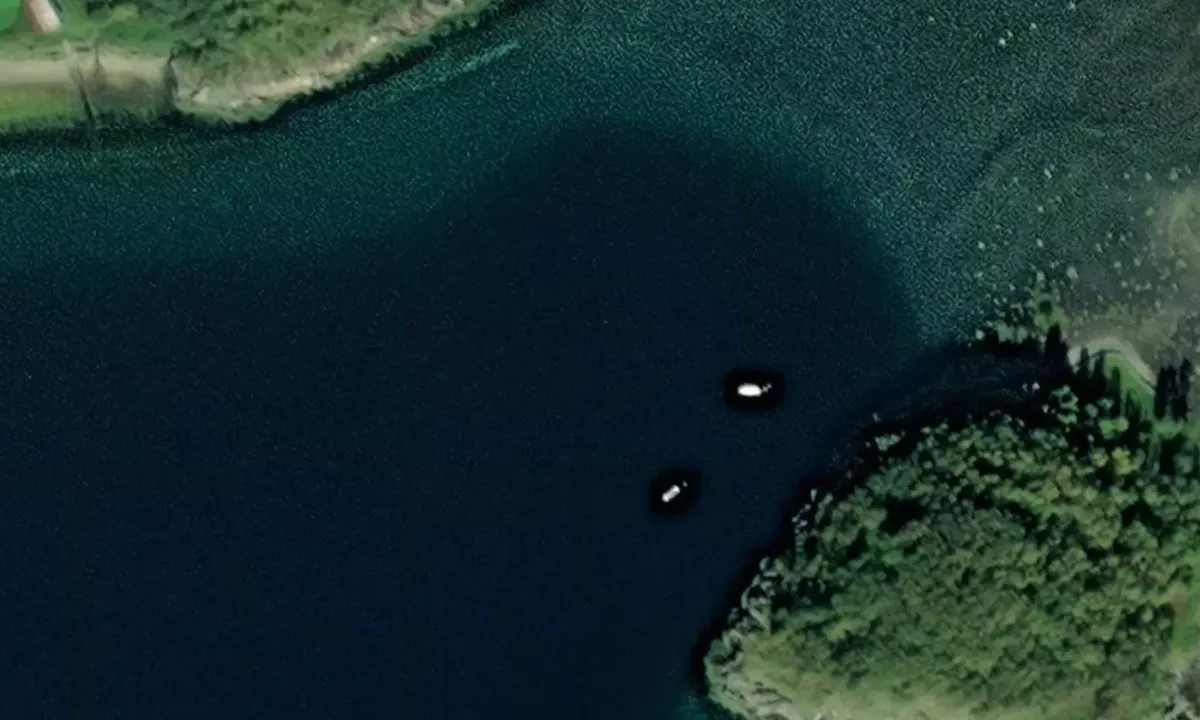 Satelite image of Holmebukta