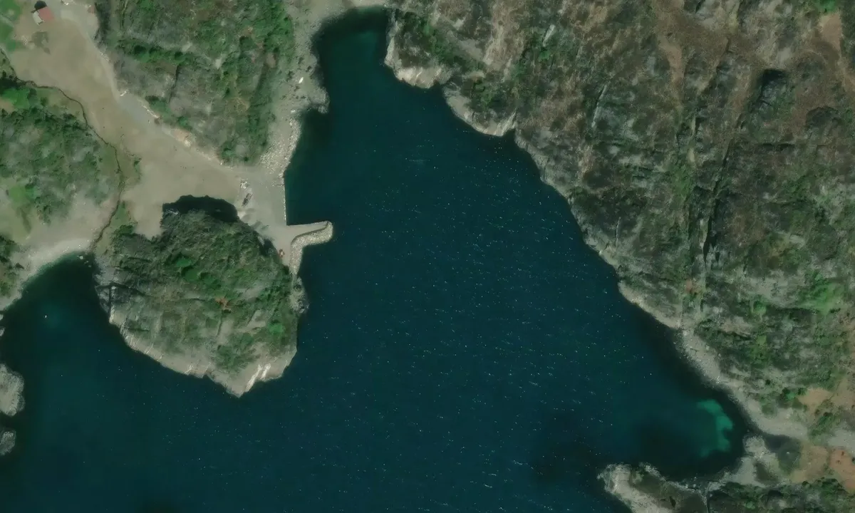 Satelite image of Hottvika