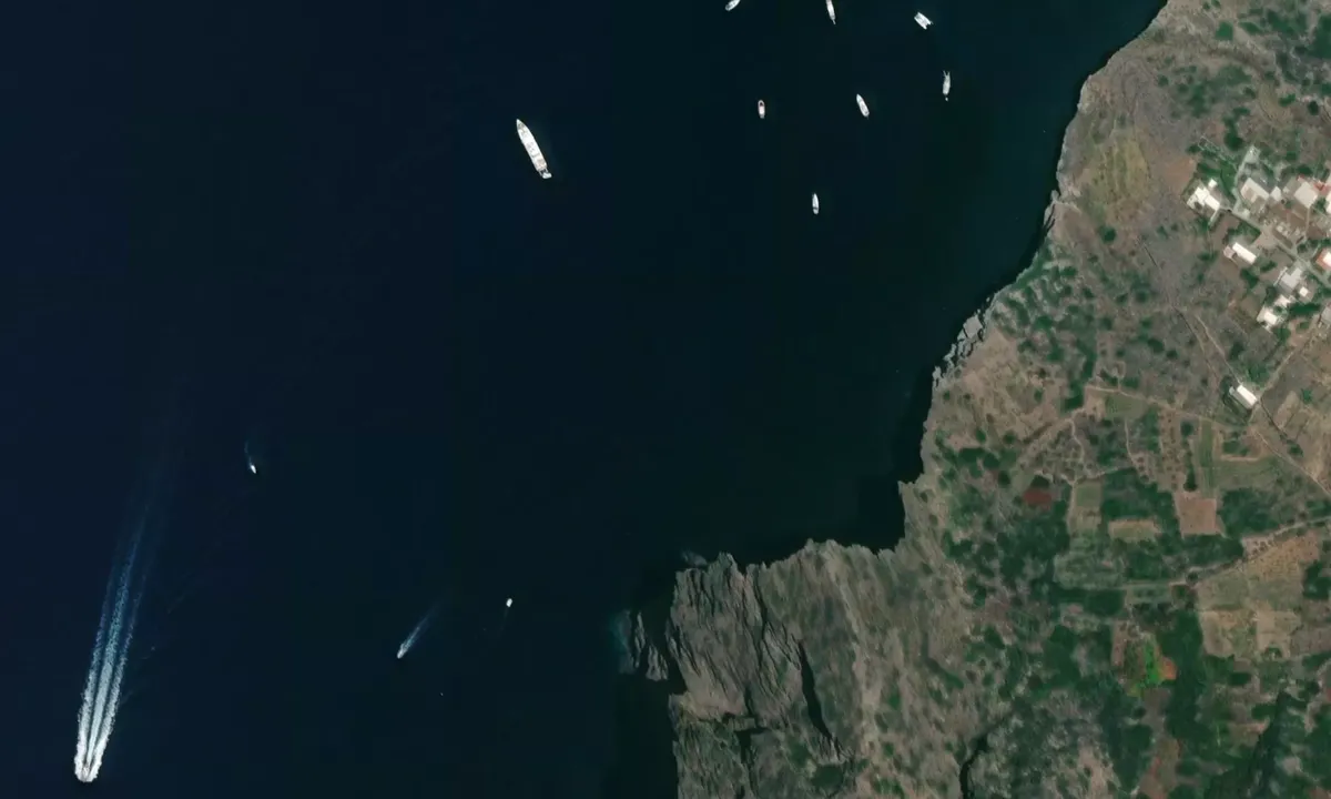 Flyfoto av HR Pollara Sud