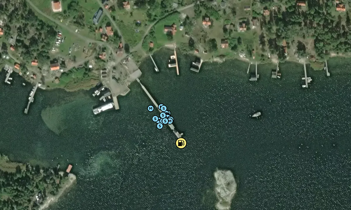 Satelite image of Husarö