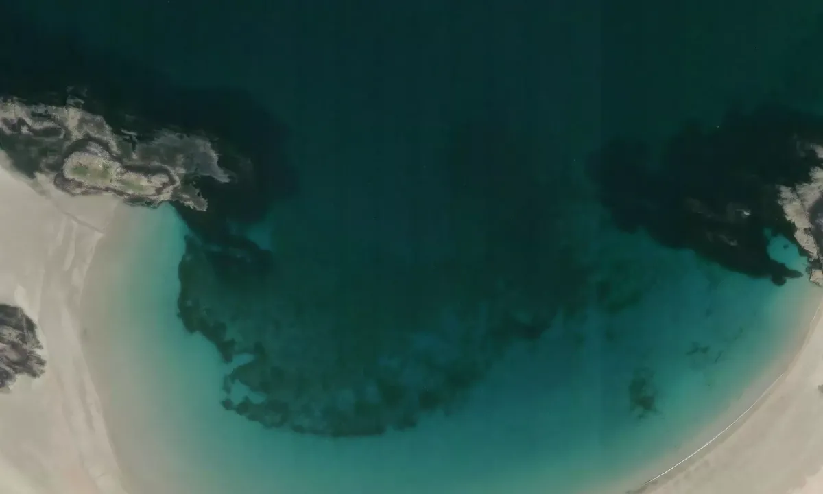 Satelite image of Illaunmore beach