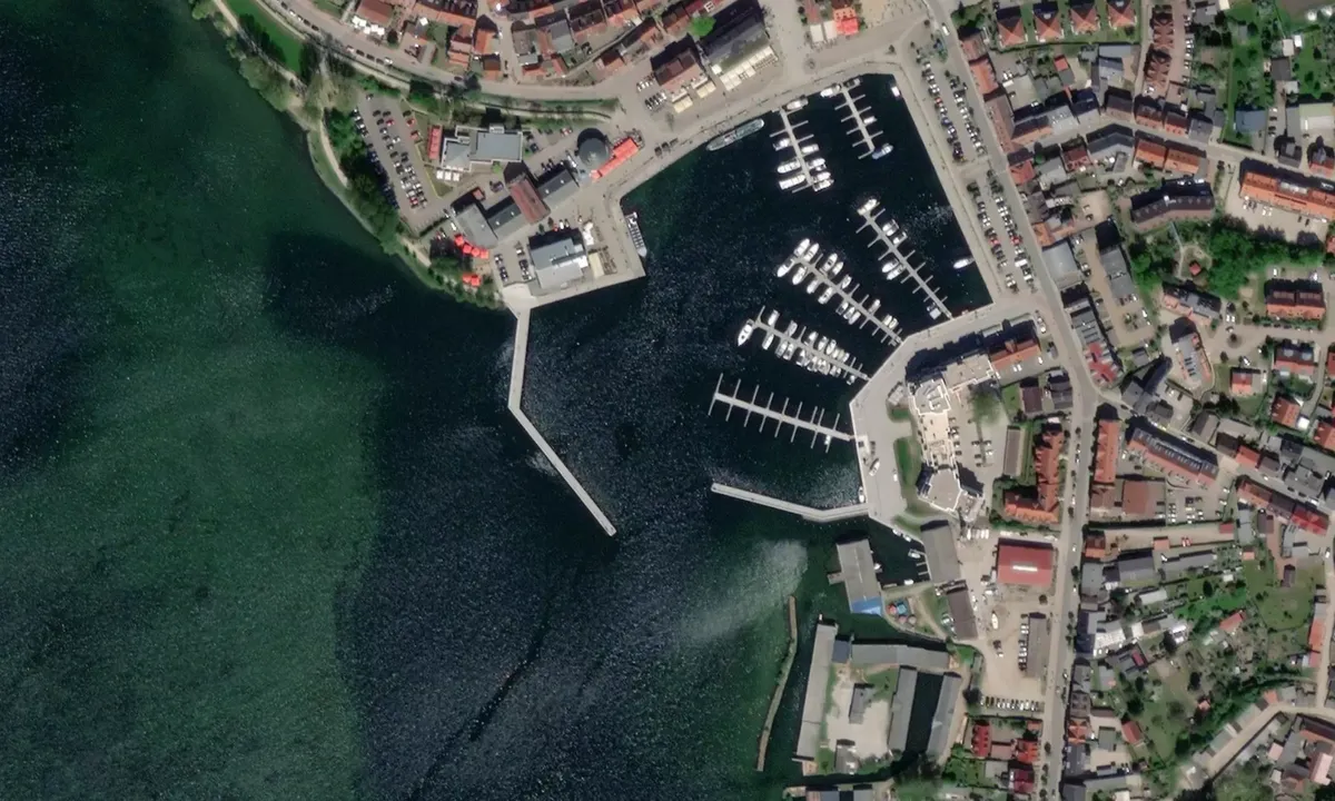 Flyfoto av im-jaich Stadthafen Waren/Müritz