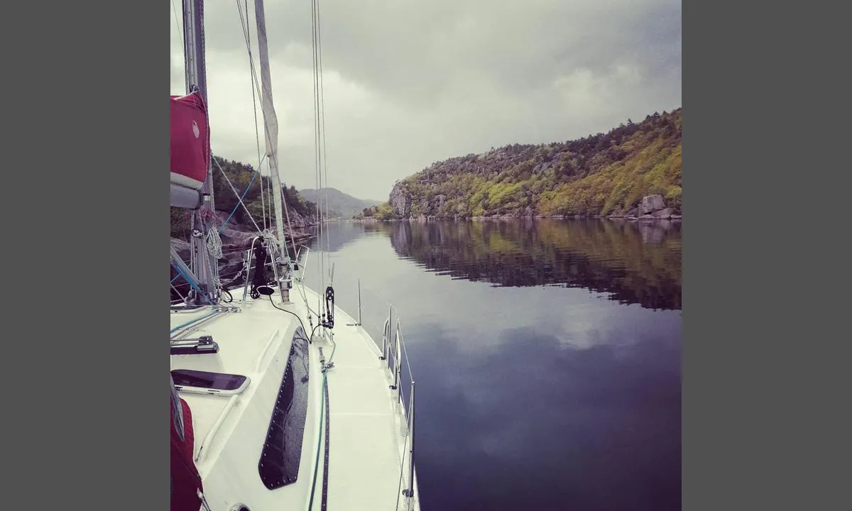 Imsøysundet: {"base": "no", "no": "Utsikt mot nord", "se": "Utsikt mot norr", "en": "View to the north", "da": "Udsigt mod nord"}
