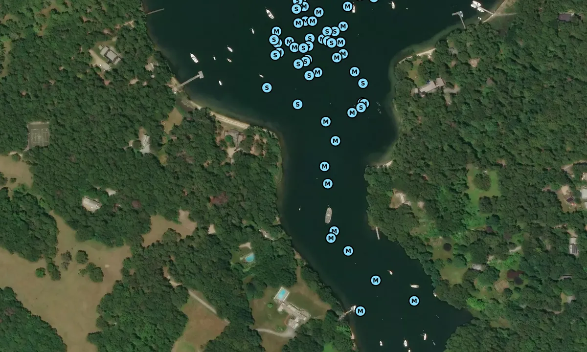 Satelite image of Inner Lake Tashmoo