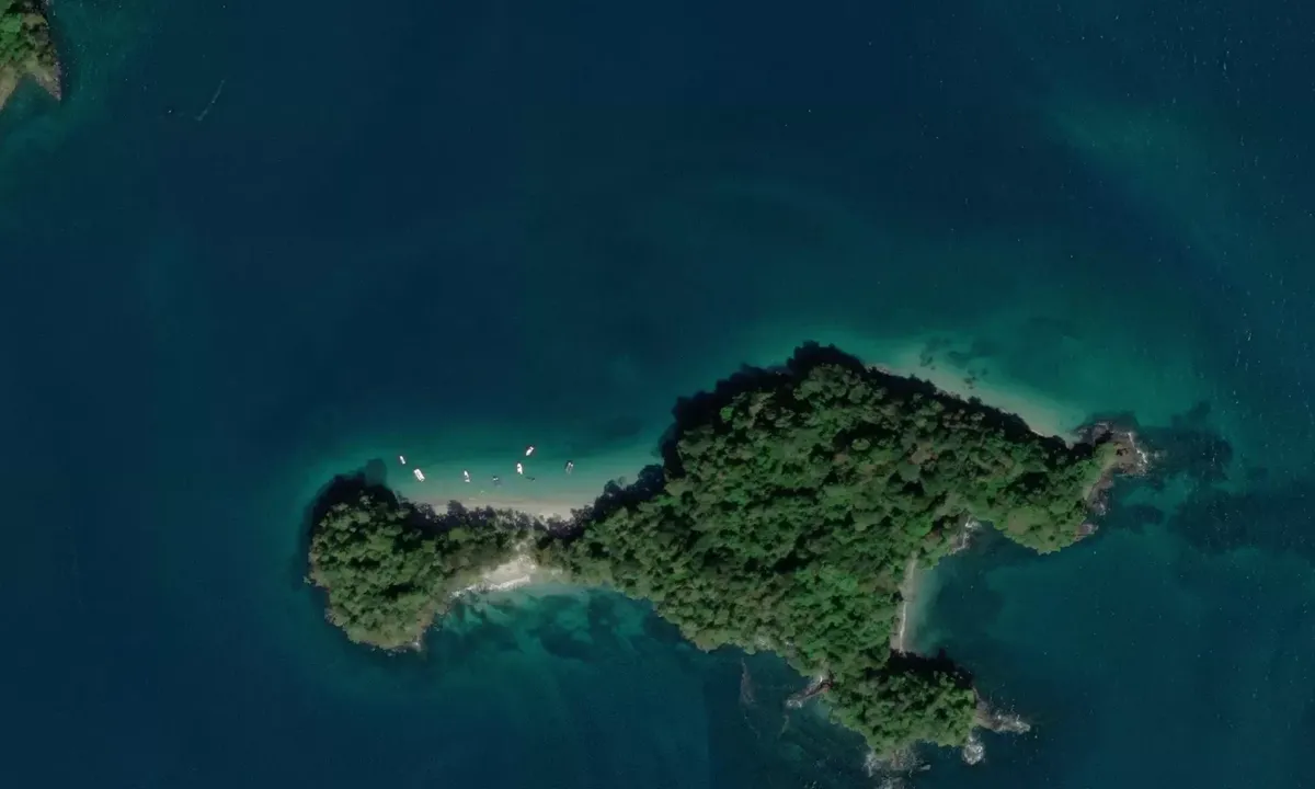 Satelite image of Isla Gamez