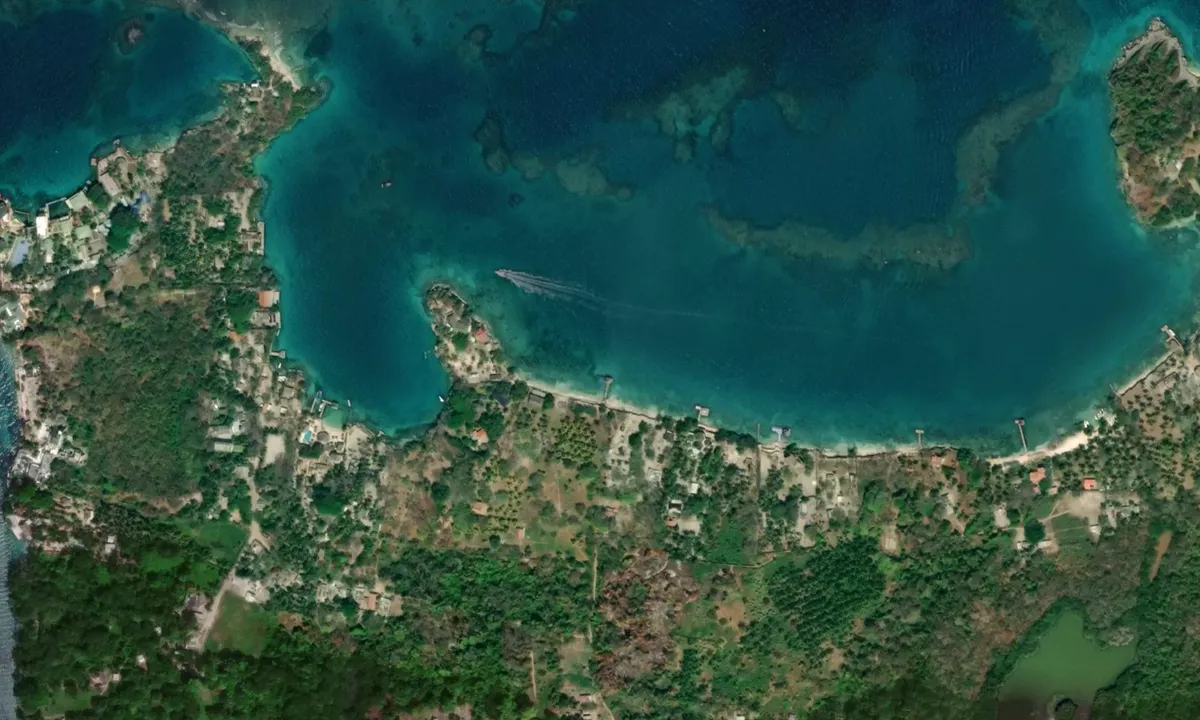 Flyfoto av ISLA MANTA