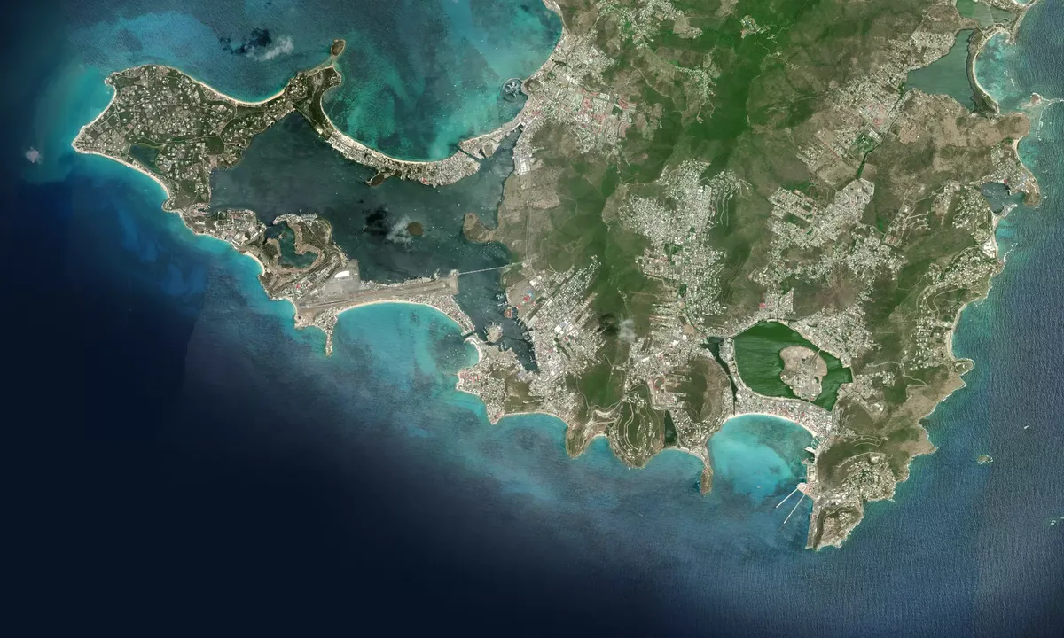 Flyfoto av Island Water World - Cole Bay