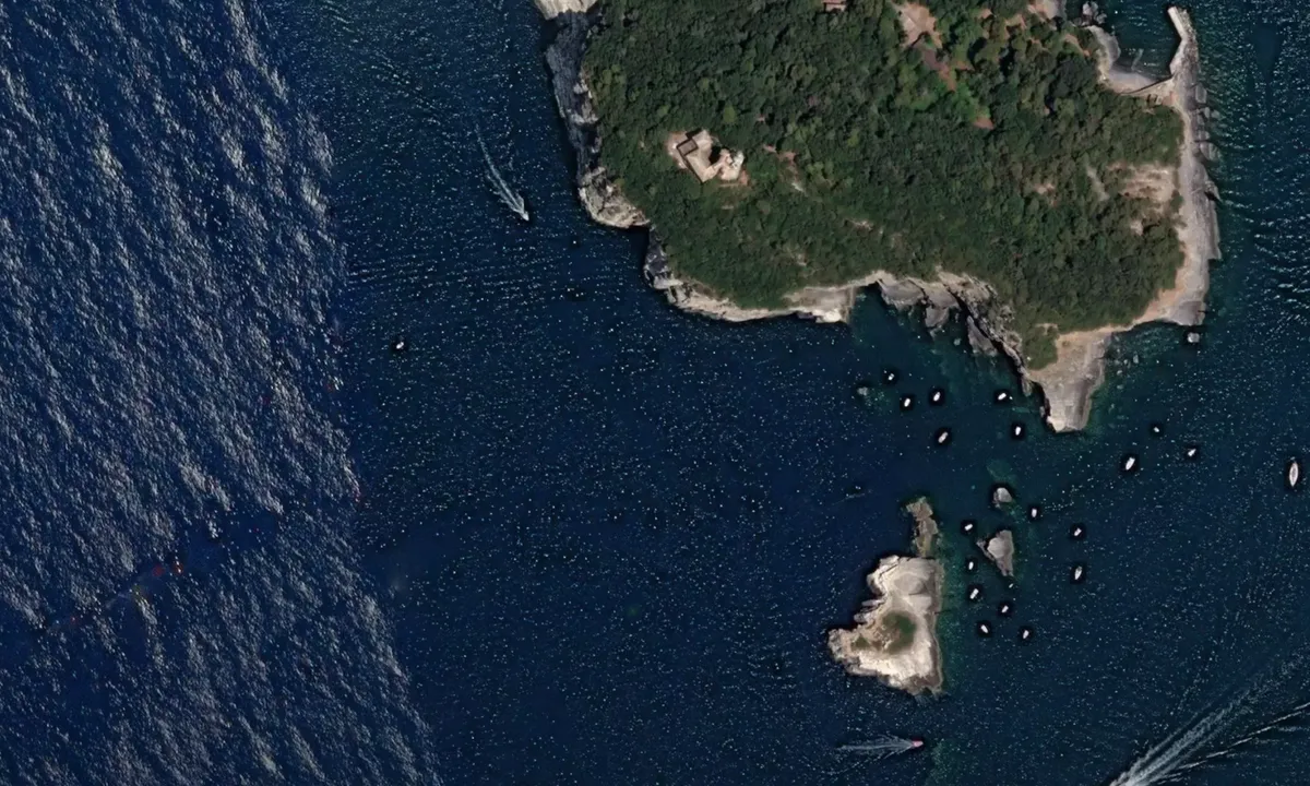 Flyfoto av Isola Del Tino Ovest
