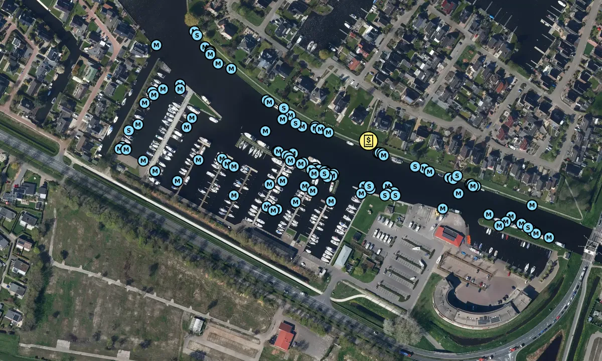 Satelite image of Jachthaven Lemmer-binnen