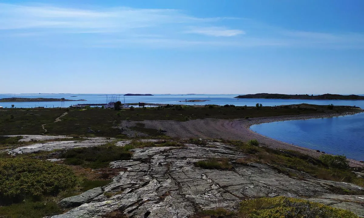 Jurmo (Saaristomeri): {"base": "en", "no": "Havnehavsutsikt fra nord", "se": "Hamnvy fr\u00e5n norr", "en": "Harbour view from North", "da": "Havneudsigt fra nord"}