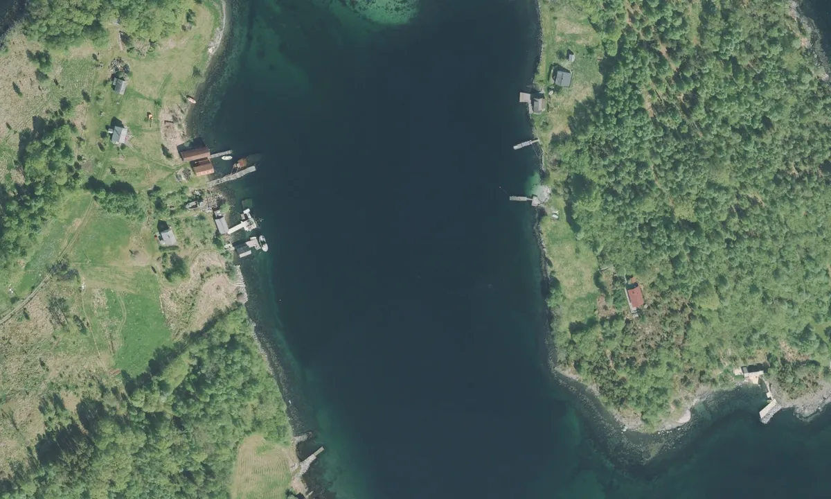 Flyfoto av Kalvasundet