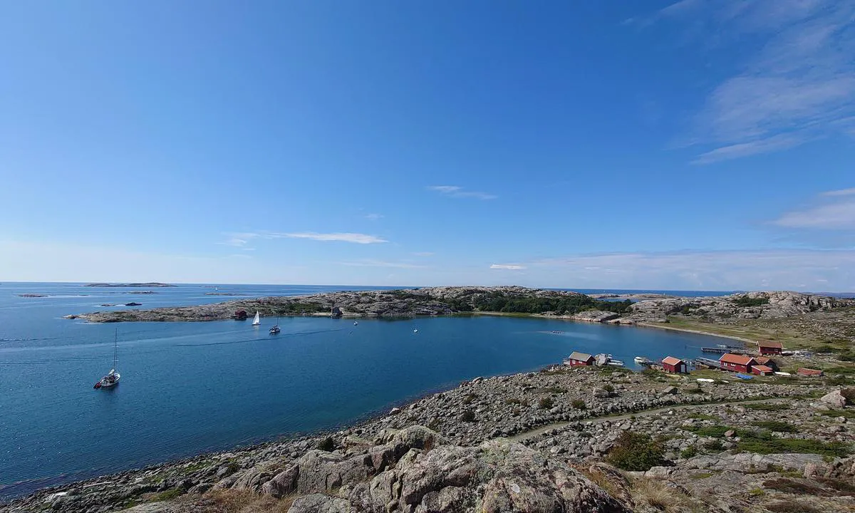 Kalvön Fiskehamn anchorage