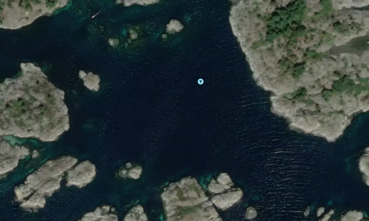 Satelite image of Kalvøya - Risøya