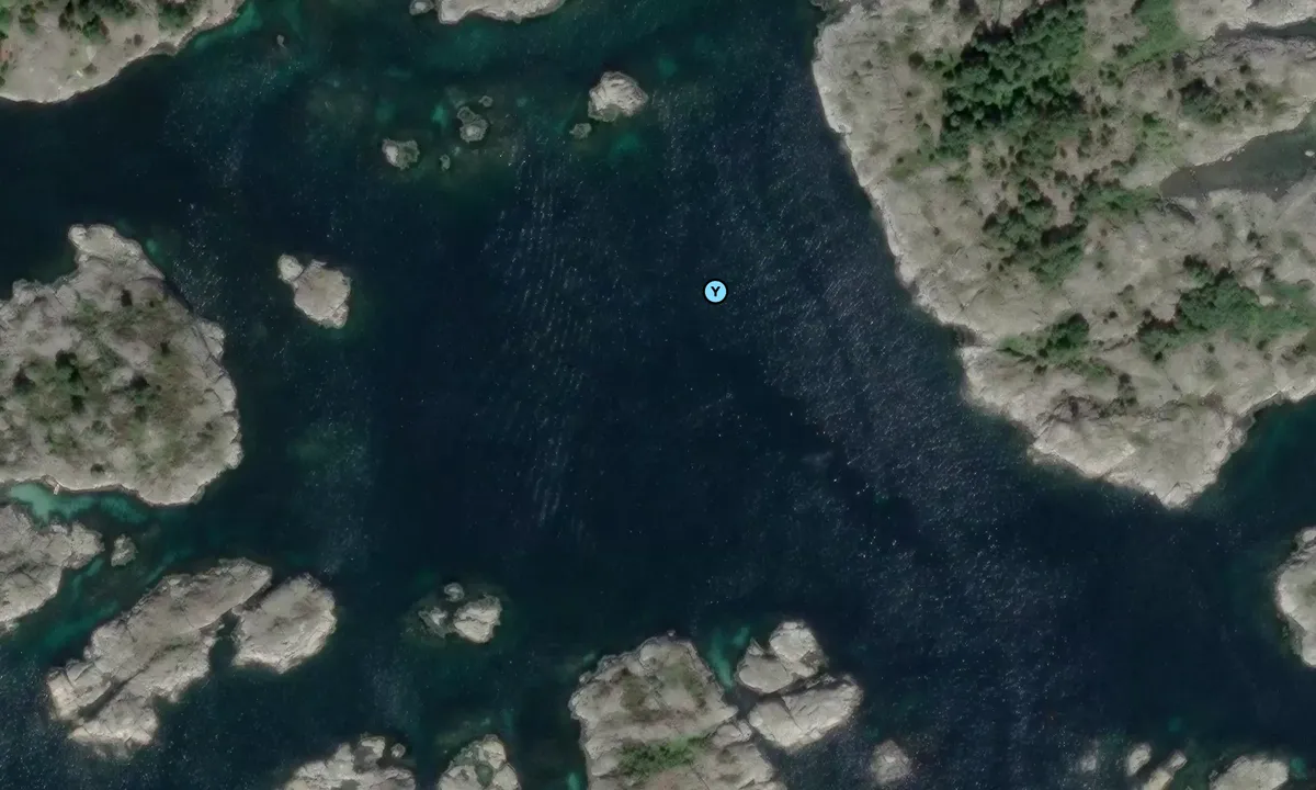 Satelite image of Kalvøya - Risøya