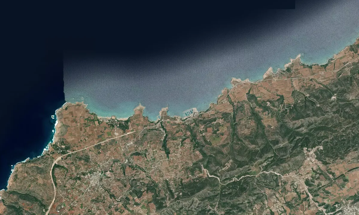 Flyfoto av Karpaz Gate Marina 1