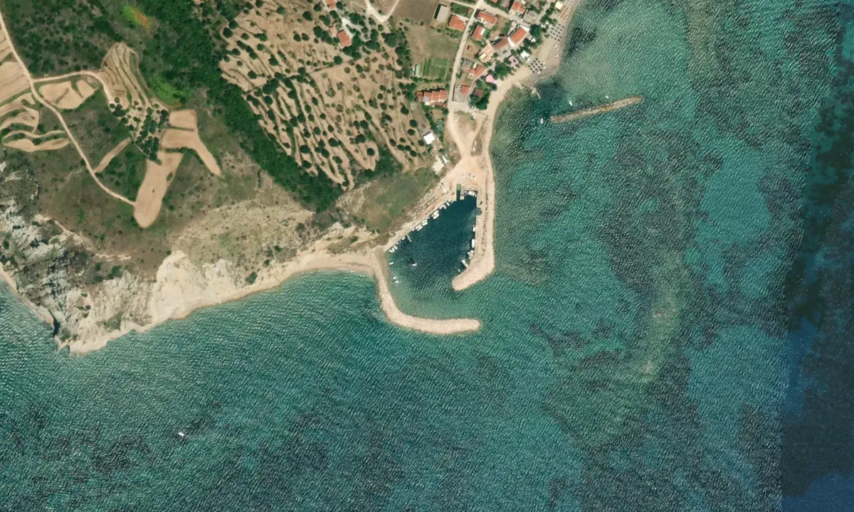 Flyfoto av Kato Katelios
