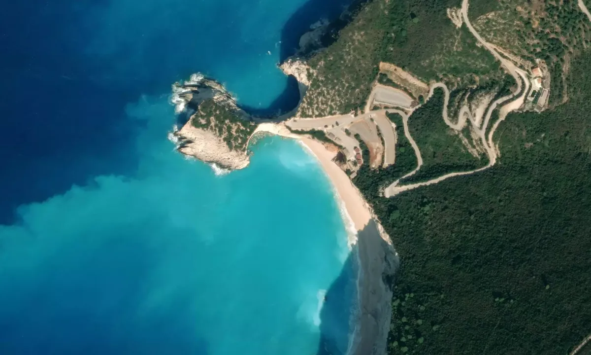 Flyfoto av Katziki