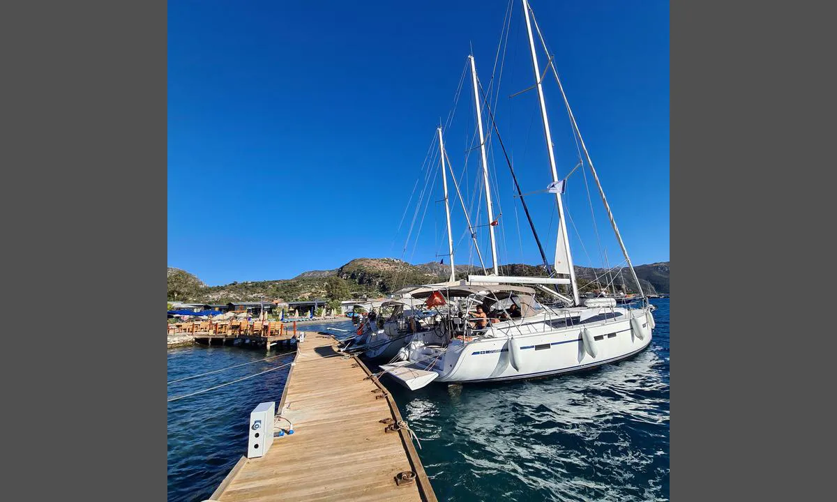Keci Buku Beach & Yacht Club