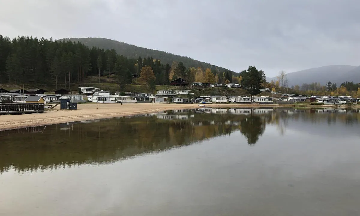 {"base": "no", "no": "P\u00e5 Kilen Feriesenter er det fine basestrender.", "se": "P\u00e5 Kilen Feriesenter finns det fina basstr\u00e4nder.", "en": "At Kilen Holiday Center, there are nice base beaches.", "da": "P\u00e5 Kilen Feriesenter er der fine basestrande."}