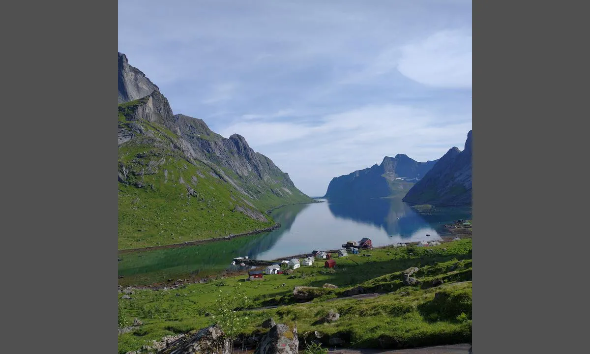 Kirkefjord: Mange gode ankringsplasser, men pass på å ikke ligge i ruten til passasjerbåten som går inn og ut fjorden.