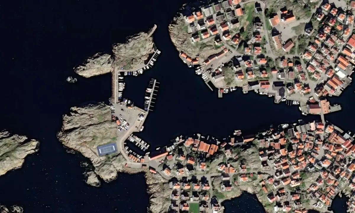 Flyfoto av Klädesholmen - Fiskehamnen