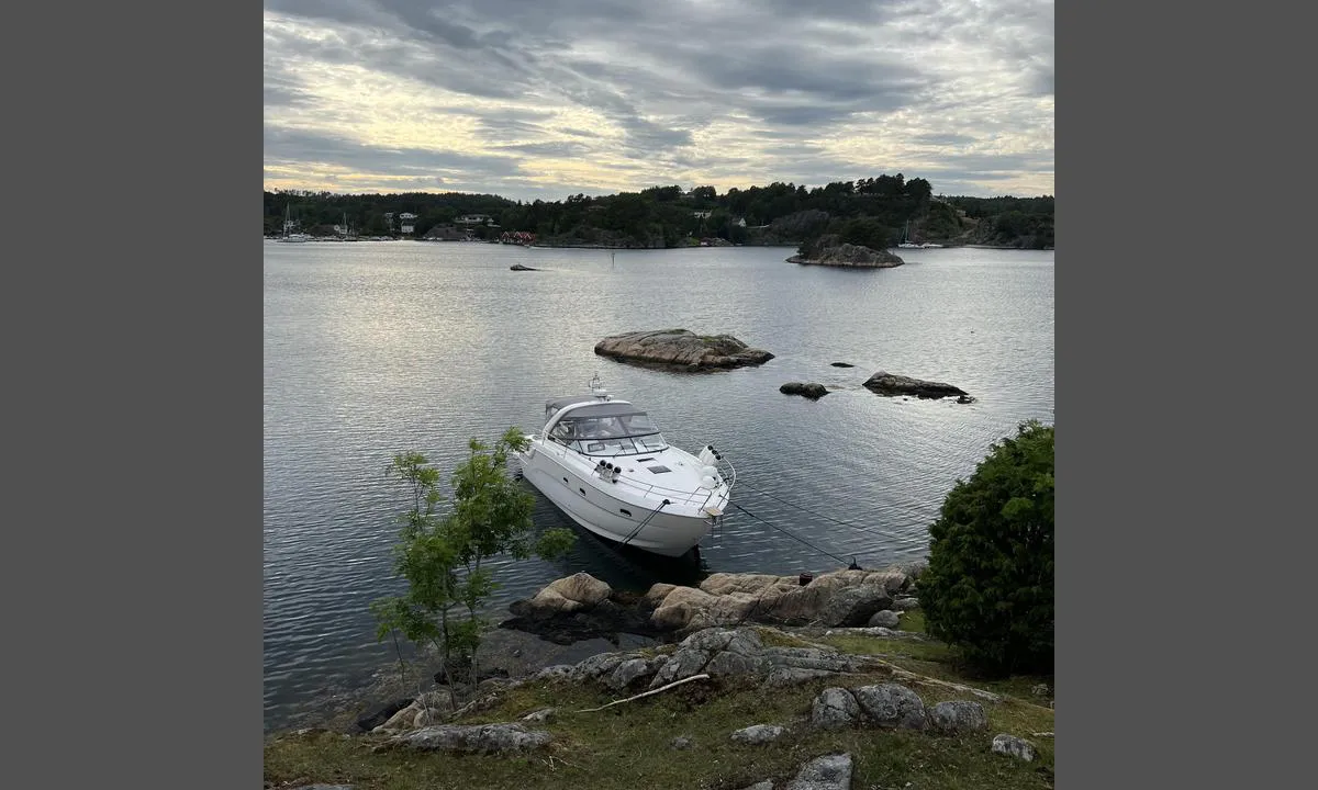 Klokkøya: Dette er fra nordsiden av øya. Veldig koselig uthavn.