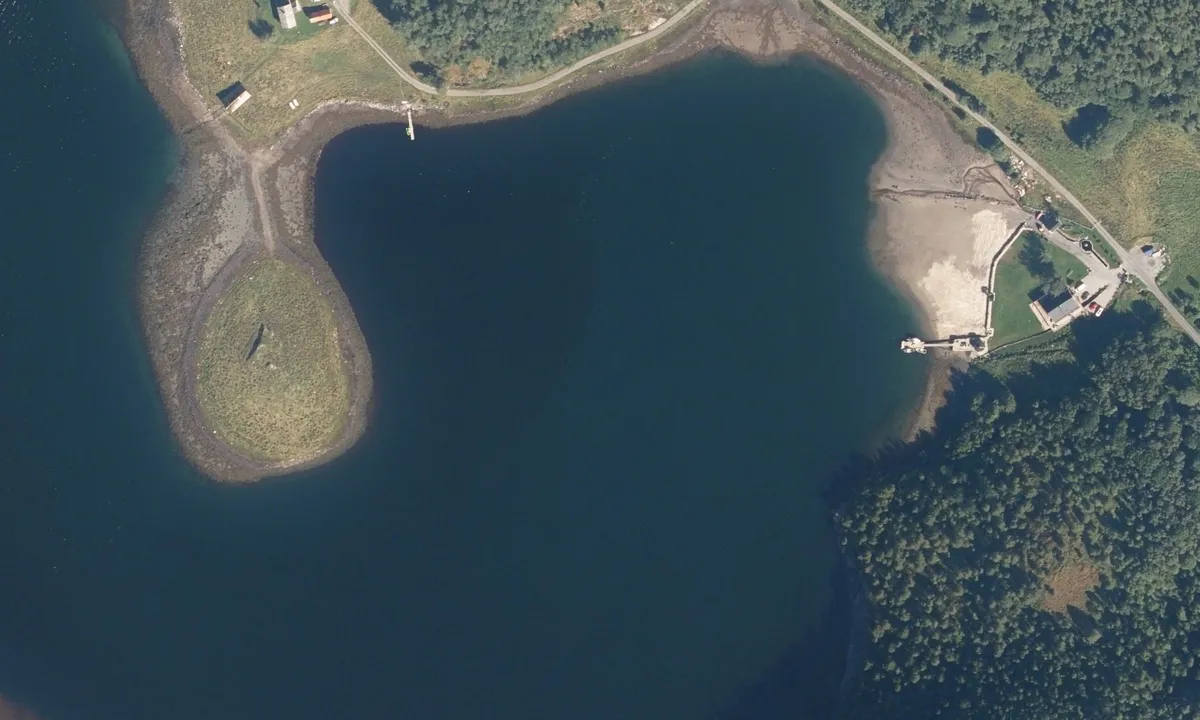 Flyfoto av Knutsvika