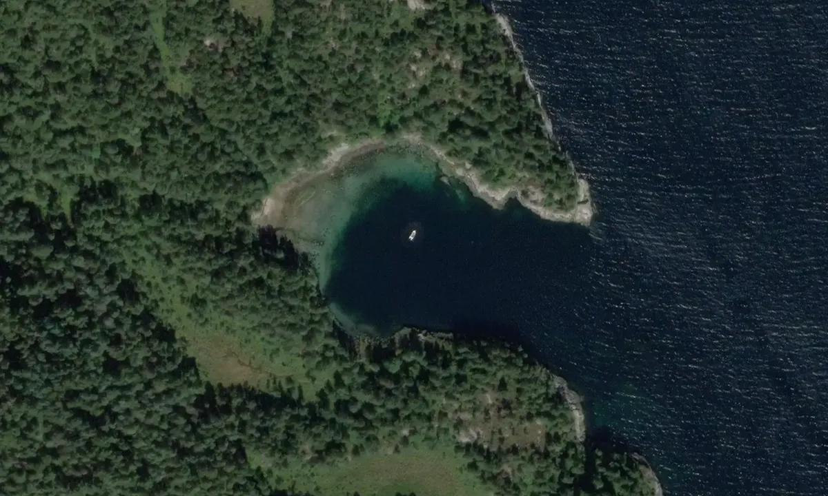 Satelite image of Kongshamnen