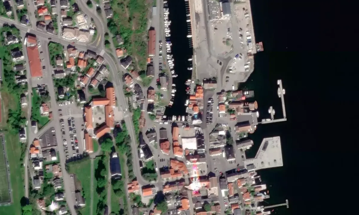 Flyfoto av Kongshavn Gjestebrygge - Langesund