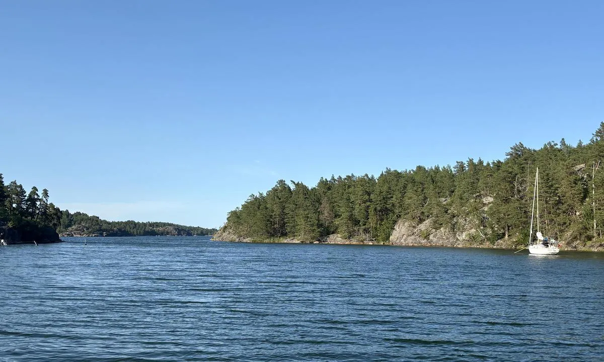 Korshamnsmaren: Blick nach Norden mit der Einfahrt, Bild us der Bucht hinaus