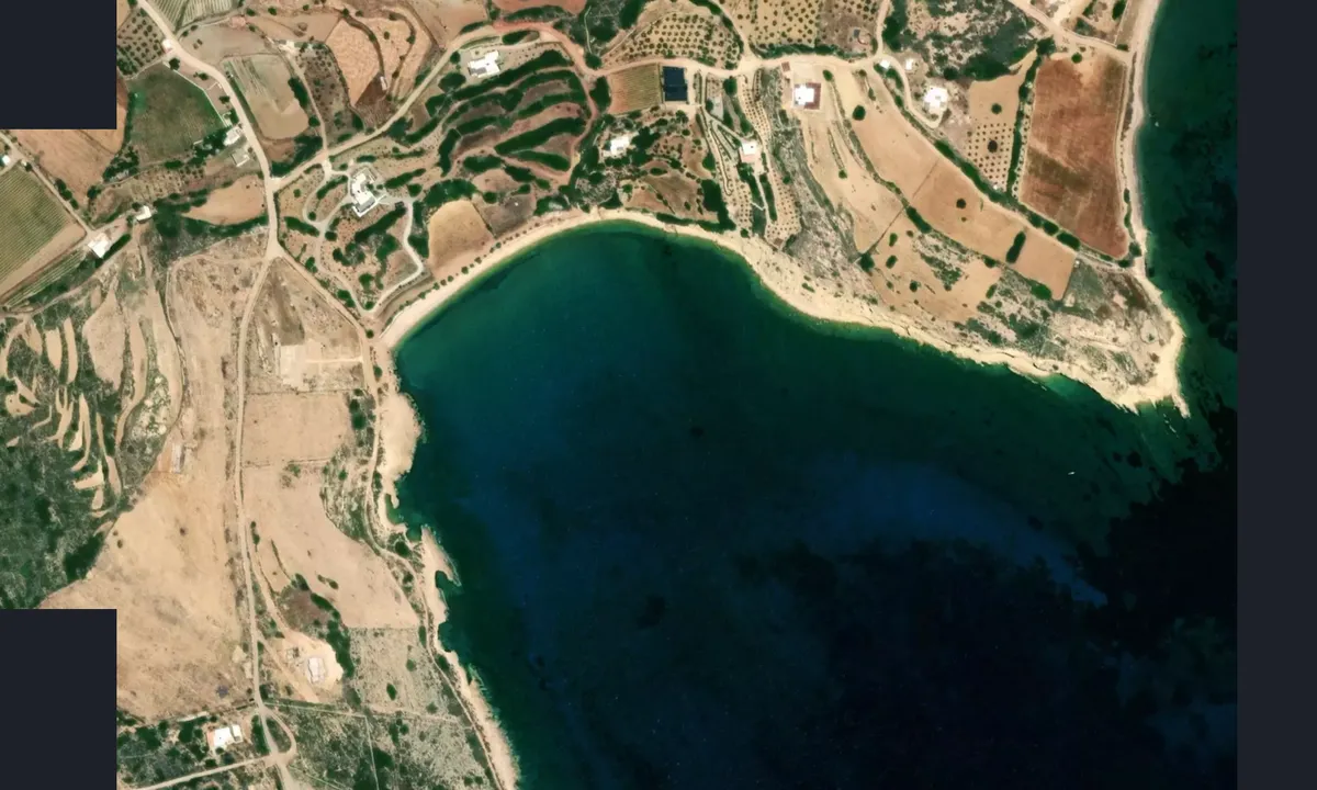 Flyfoto av Kouloura Bay