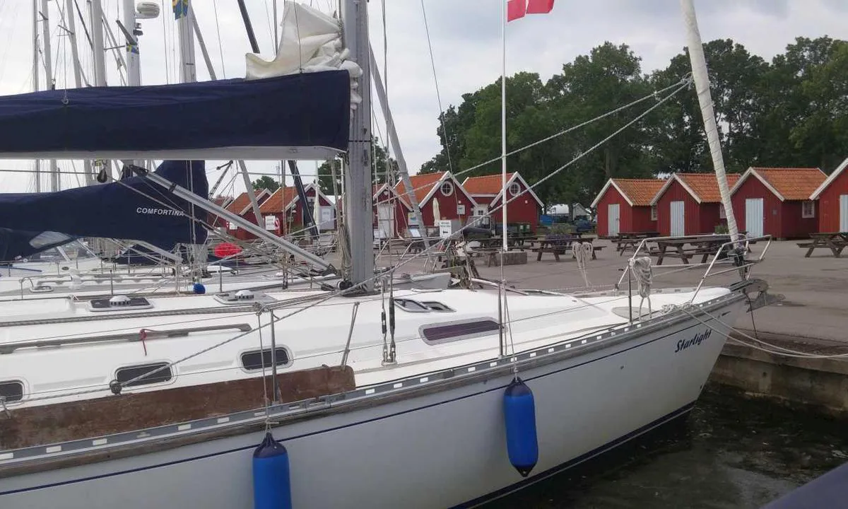 {"base": "se", "no": "Kristianopel Gjestehavn", "se": "Kristianopel G\u00e4sthamn", "en": "Kristianopel Guest Harbour", "da": "Kristianopel G\u00e6stehavn"}
