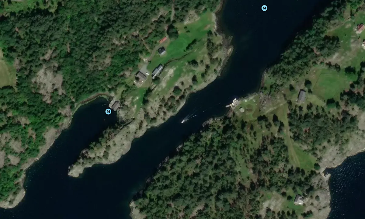Satelite image of Kvaløysundet