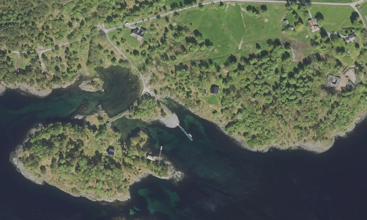 Flyfoto av Kvalstad - Svanøy