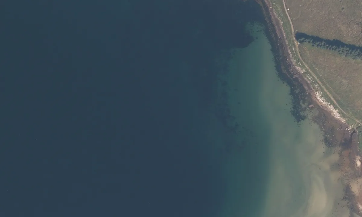Flyfoto av Kvalvika Midsund/Otrøya