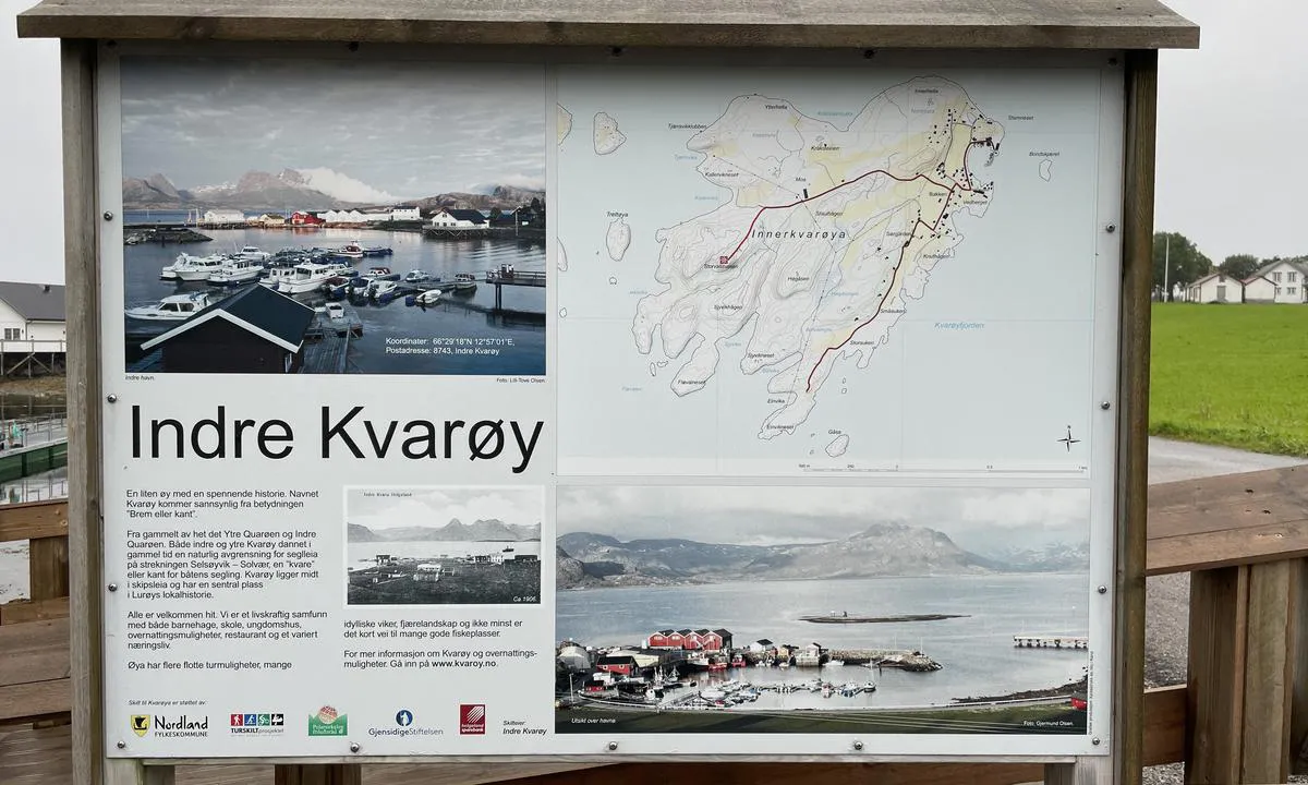 Kvarøy Marina: Infotavle