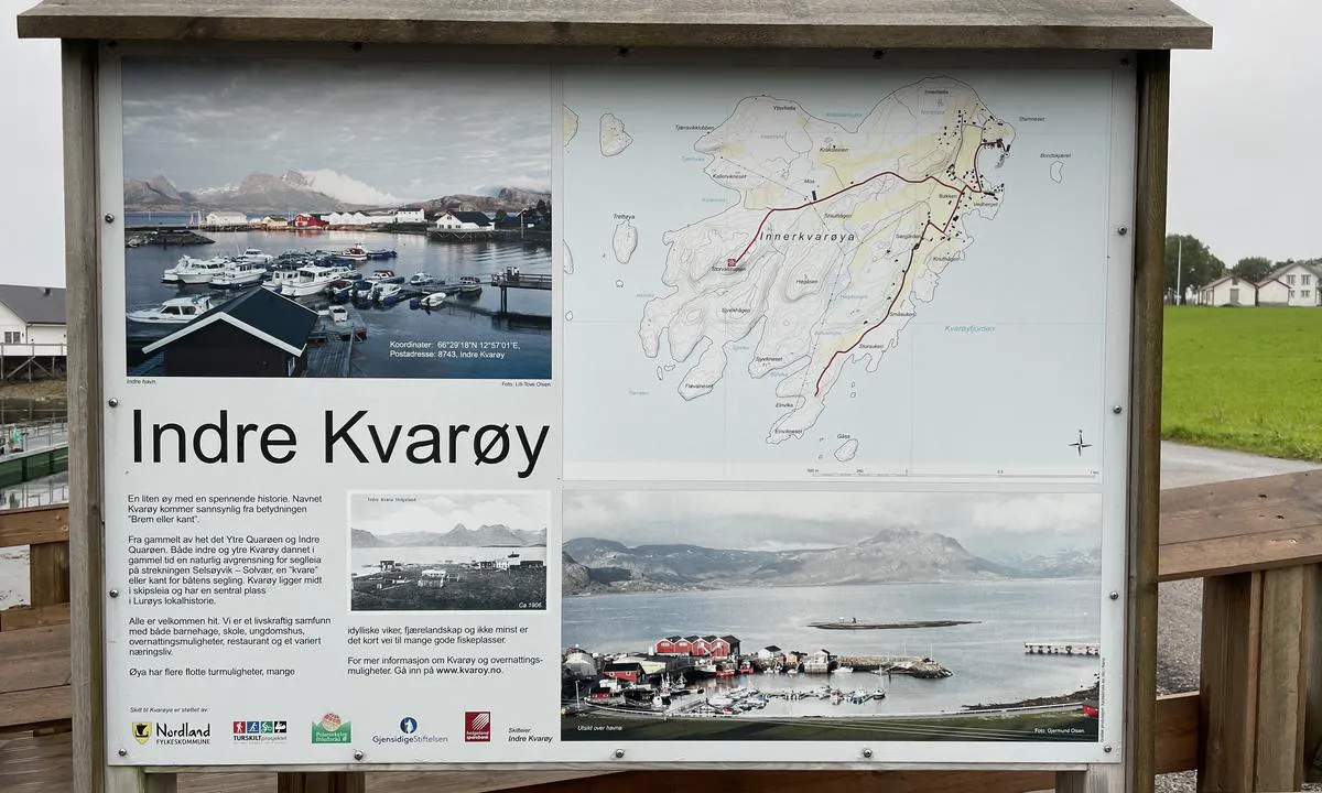Kvarøy Marina: {"base": "da", "no": "Infotavle", "se": "Informationstavla", "en": "Information board", "da": "Infotavle"}