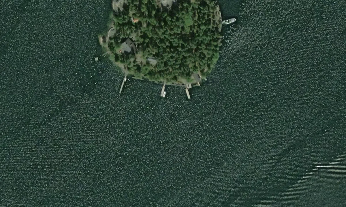 Flyfoto av Kyrkogårdsön - Siaröfortet