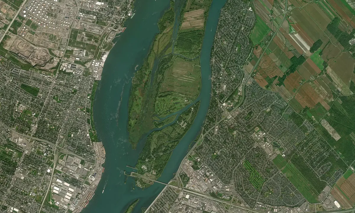 Flyfoto av La Grande Riviere