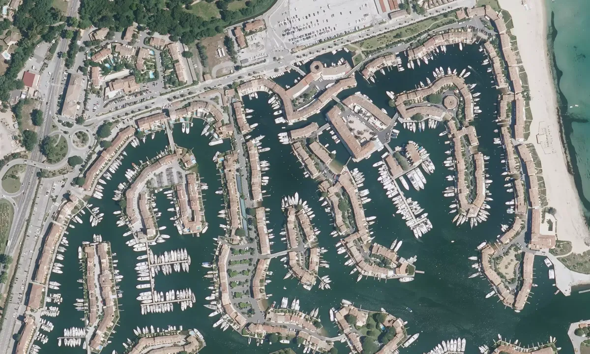 Flyfoto av La Marina