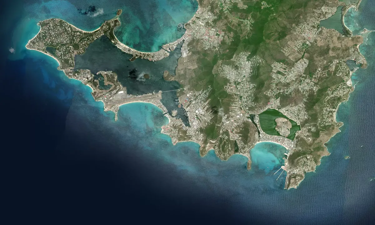 Flyfoto av Lagoon Marina 1