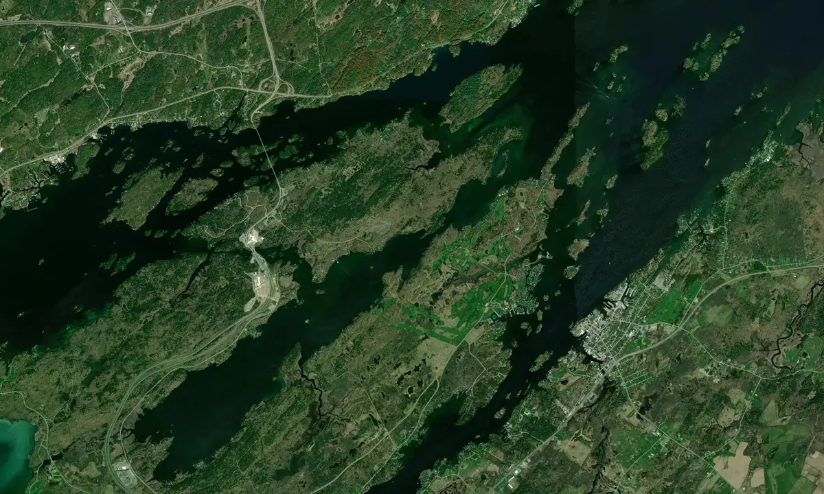Flyfoto av Lake of the Isles
