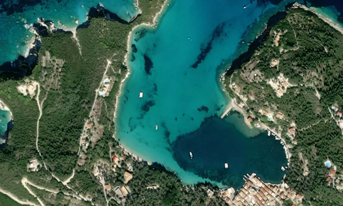 Flyfoto av Lakka