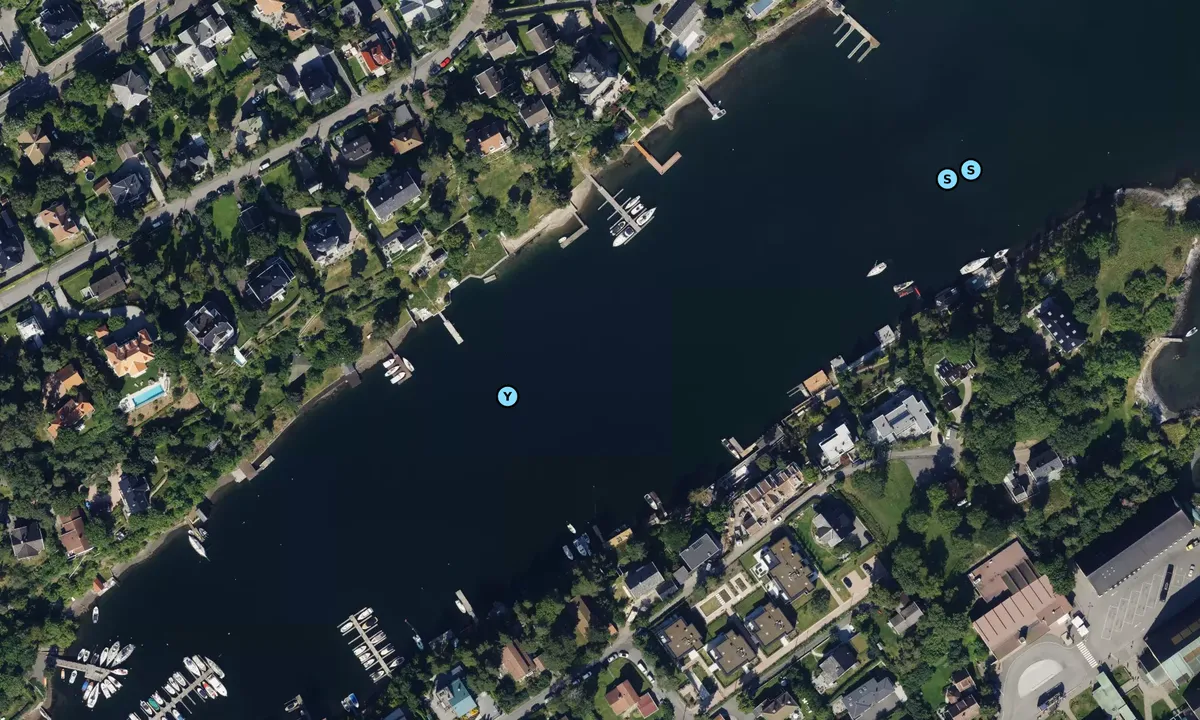 Satelite image of Langvikbukta